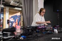 В День города в тульской «Октаве» устроили выставку легендарных авто, Фото: 114