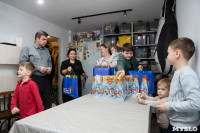 Ноутбук и сертификат на автомобиль: многодетные семьи Тулы получили подарки от Алексея Дюмина, Фото: 15