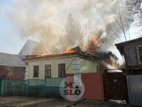 В Южном переулке Тулы загорелся частный дом, Фото: 11