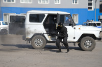 В Туле штурмовая группа ОМОН задержала условных вооруженных преступников, Фото: 10