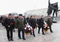 Возложение цветов к памятнику на площади Победы. 21 февраля 2014, Фото: 14