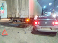 В Пролетарском округе Тулы пробка из-за ДТП с грузовиком и легковушкой, Фото: 4