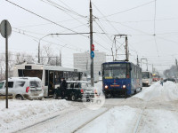 На Зеленстрое из-за ДТП с автобусом и легковушкой встали трамваи, Фото: 2