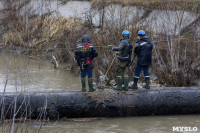 В Туле из Воронки спасатели выловили плавучий мусор, Фото: 2