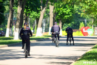 Безопасность отдыхающих в парке туляков обеспечивают полицейские на лошадях и велосипедах, Фото: 10