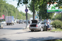 В Туле водитель "Пассата" въехал в пень, Фото: 1