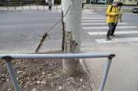 В Туле возле ТЦ «Демидовский» обнаружен опасный столб, Фото: 1