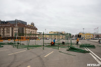 На площади Ленина начали устанавливать Губернский каток и главную ёлку Тулы, Фото: 24