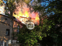 На ул. Баженова в Туле крупный пожар уничтожил жилой дом, Фото: 2