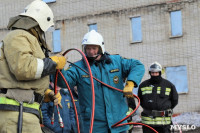 Спасатели отработали навыки спасения пострадавших в ДТП, Фото: 3
