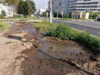 В Пролетарском районе Тулы затопило улицы и дворы: вода хлещет из колодцев, Фото: 1