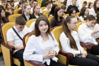 Александр Олешко и школьники , Фото: 1