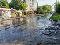В Пролетарском районе Тулы затопило улицы и дворы: вода хлещет из колодцев, Фото: 4