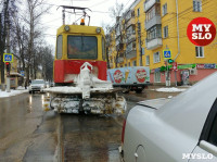 В Туле трамвай-снегоочиститель протаранил легковой автомобиль, Фото: 6