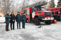 Алексей Дюмин передал сотрудникам МЧС восемь новых автомобилей, Фото: 15