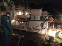 Столкновения баржи и лодки на Оке в Алексине: фото и видео с места событий, Фото: 13