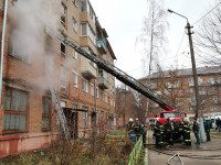 На улице Металлургов в Туле загорелась квартира , Фото: 14