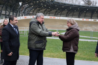 Илья Беспалов передал два автомобиля воспитанникам и тренерам СШ «Велосипедный спорт», Фото: 8