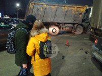 В Пролетарском округе Тулы пробка из-за ДТП с грузовиком и легковушкой, Фото: 5