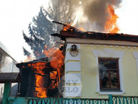 В Южном переулке Тулы загорелся частный дом, Фото: 19