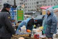 Стихийный рынок на ул. Пузакова, Фото: 4