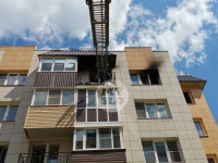 В Туле в Левобережном загорелась квартира: из окна спасатели вытащили женщину с младенцем, Фото: 12