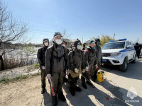 Тульские спасатели дезинфицируют территории в Дагестане и помогают жителям, Фото: 4