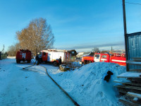 В Туле рядом с частным домом сгорел строительный вагонщик, Фото: 3