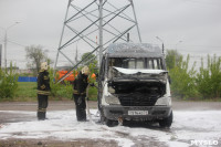 В Туле сгорел микроавтобус, Фото: 13