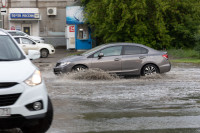 В Туле после дождя затопило улицу Ложевую, Фото: 10