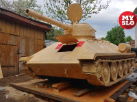 Тульский умелец смастерил деревянный танк весом в тонну, Фото: 1