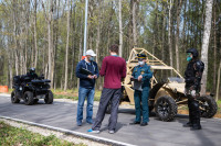 В Туле МЧС с Росгвардией ищут нарушителей с помощью дронов и на тактических автовездеходах, Фото: 34