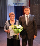 Владимир Груздев поздравил тульских соцработников с профессиональным праздником, Фото: 3