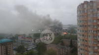 Пожар рядом со стадионом «Арсенал»: загорелся автосервис, Фото: 1