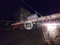 Водитель BMW снес столб на улице Металлургов в Туле, Фото: 1