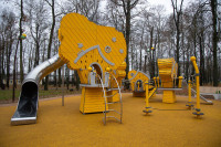 Сквер им. 30-летия ВЛКСМ в Новомосковске, Фото: 90