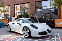 В День города в тульской «Октаве» устроили выставку легендарных авто, Фото: 36