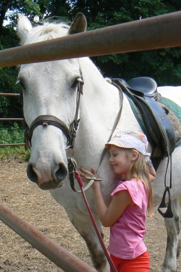Ребёнок + лето + конь = счастье!