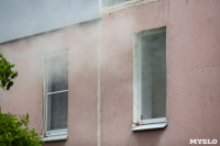 В Туле пожарным пришлось пилить дверь и выбивать окно из-за подгоревшей еды, Фото: 12