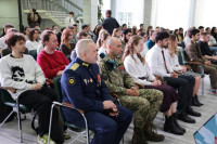 Алексей Эрк представил студентам-медикам выставку «Солдаты жизни», Фото: 6