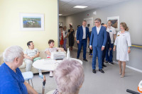 Дмитрий Миляев посетил госпиталь ветеранов войн и труда, где проходят реабилитацию участники СВО, Фото: 9