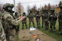 Алексей Дюмин проверил экипировку и подготовку мобилизованных туляков , Фото: 2