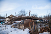 Пенсионеры живут в сарае возле сгоревшего дома, Фото: 13