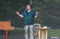 Дмитрий Быков в Ясной Поляне на фестивале "Сад гениев". 12 июля 2015, Фото: 2