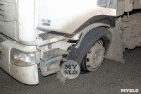 В Туле легковушка спровоцировала жесткое ДТП с грузовиками, Фото: 21