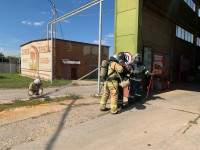 Пожарные провели учения на предприятии в Узловском районе, Фото: 4
