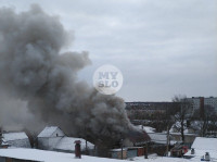В Туле на ул. Фурманова загорелся частный дом, Фото: 1