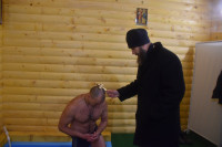 Впервые в обновленной купели в селе Крапивна прошли крещенские купания, Фото: 10