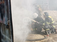 В Туле соседи и пожарные отстояли от огня частный дом, Фото: 3