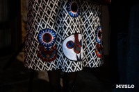 Что спрятано «Между строчками» одежды: в Туле открылась выставка о моде 80-90-х, Фото: 32